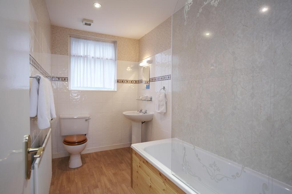 Keswick Park Hotel ภายนอก รูปภาพ